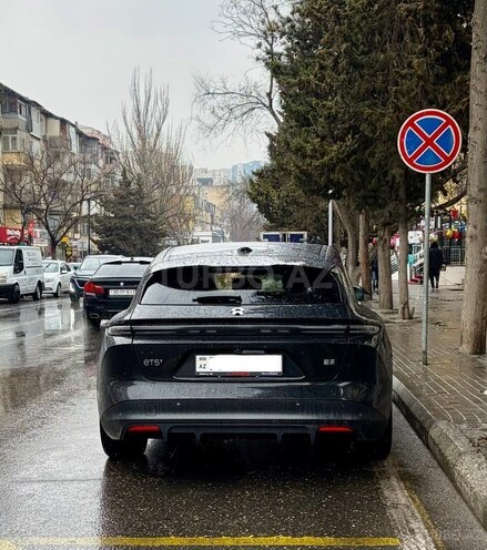 Nio ET5-4
