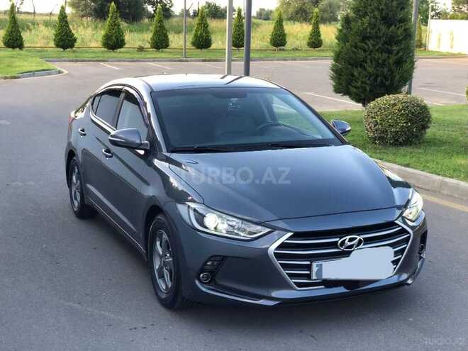 Hyundai Avante-5