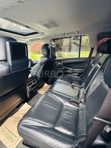 Lexus LX 570-14