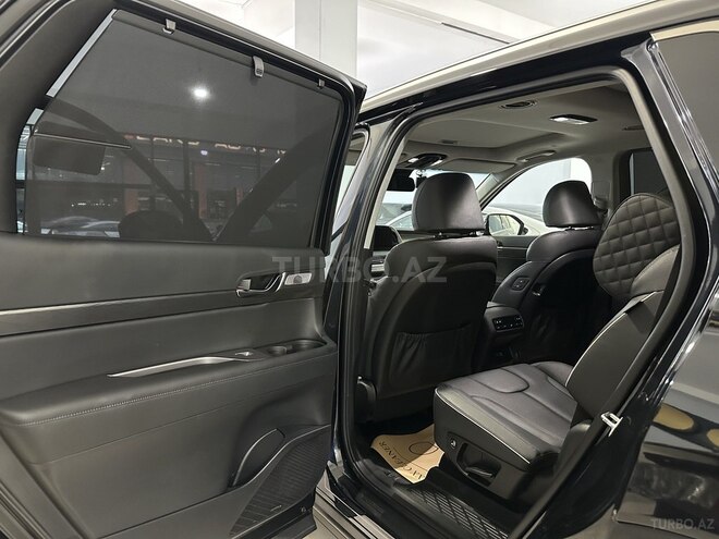 Hyundai Palisade-13