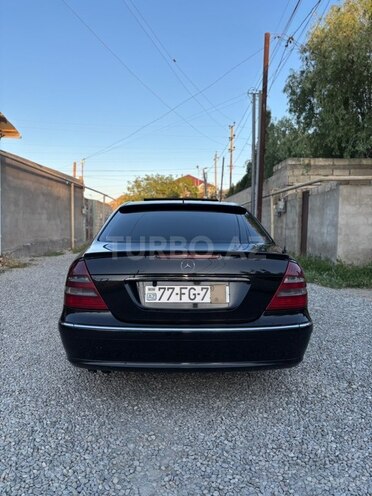 Mercedes E 220-4