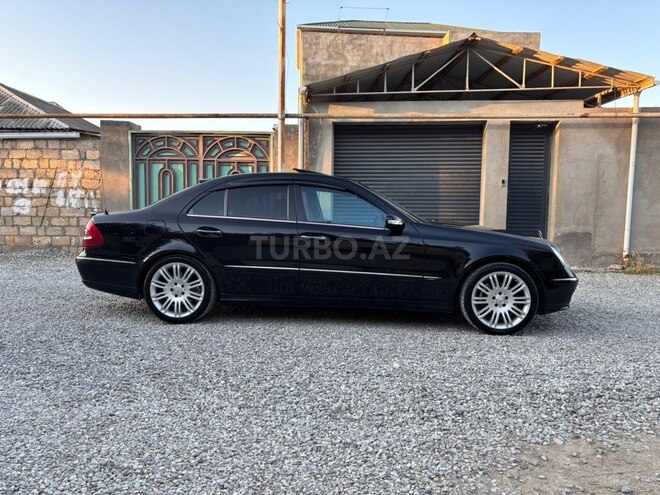Mercedes E 220-3