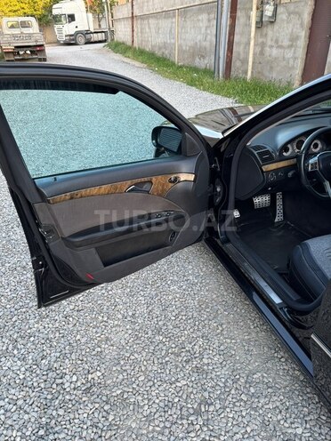 Mercedes E 220-9