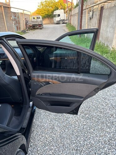 Mercedes E 220-12