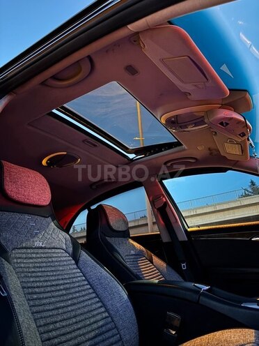Mercedes E 220-18