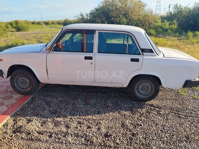 LADA (VAZ) 2107-3