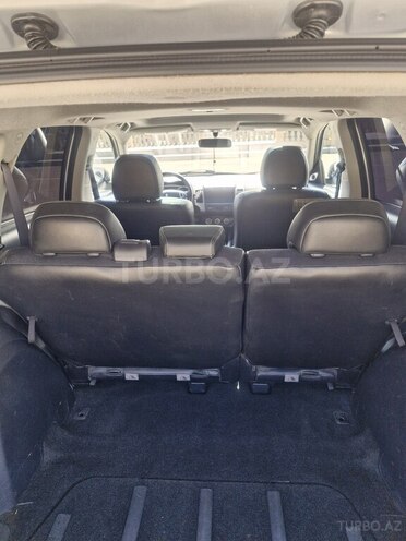 Mitsubishi Outlander-9