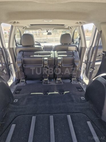 Mitsubishi Outlander-13