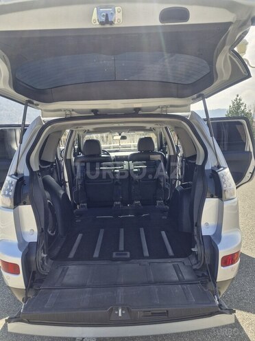 Mitsubishi Outlander-14