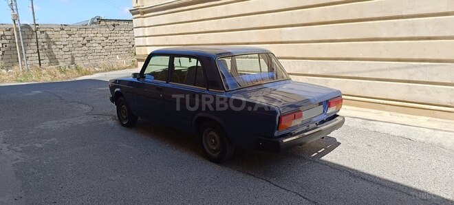 LADA (VAZ) 2107-4