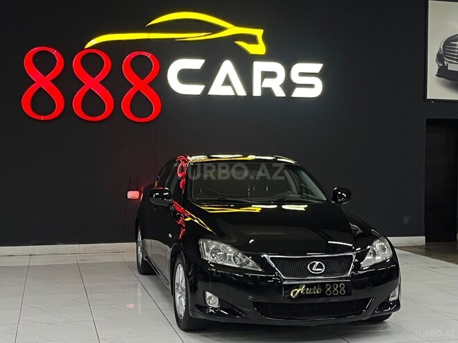 Lexus IS 220d-2