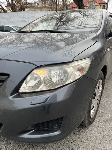 Toyota Corolla-6