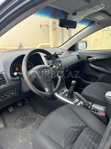 Toyota Corolla-16