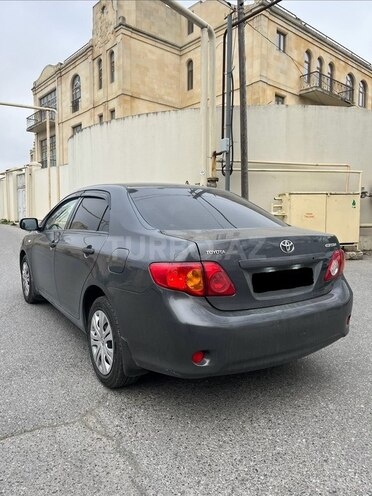 Toyota Corolla-14