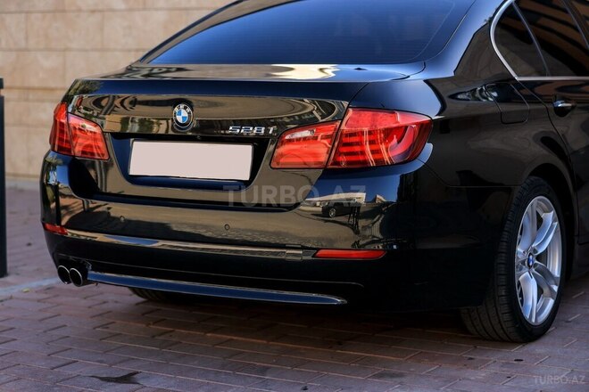 BMW 528-5