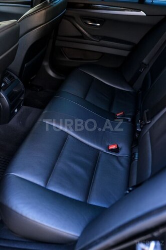 BMW 528-9