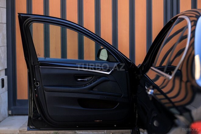 BMW 528-11
