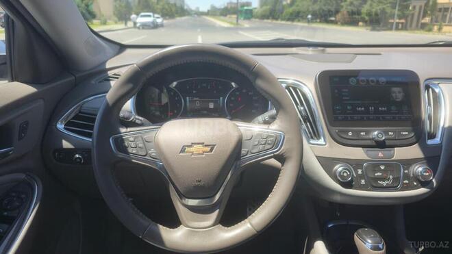 Chevrolet Malibu-9