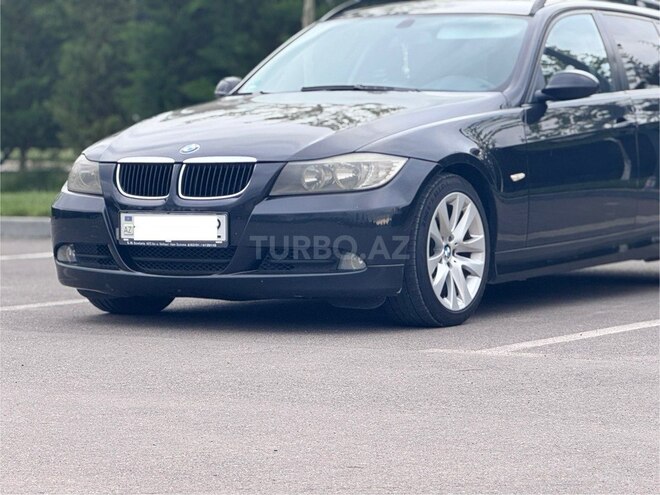 BMW 320-1