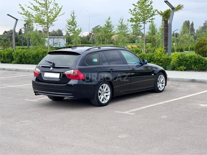 BMW 320-8