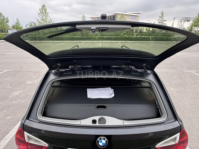 BMW 320-12