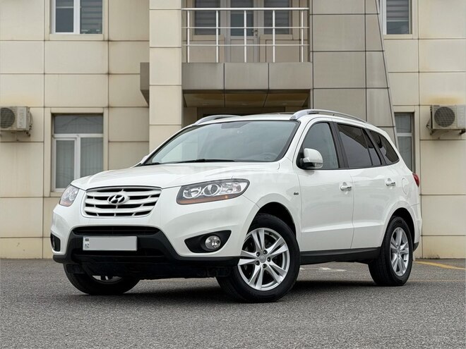 Hyundai Santa Fe-1