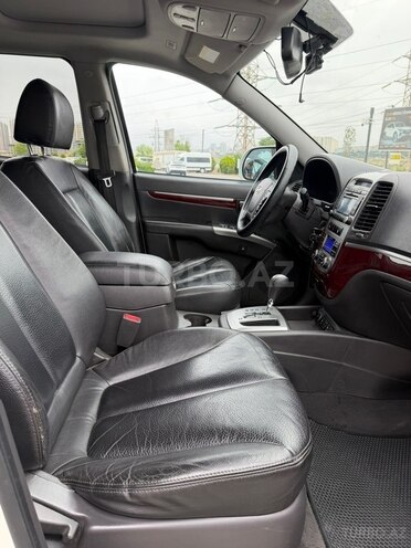 Hyundai Santa Fe-10