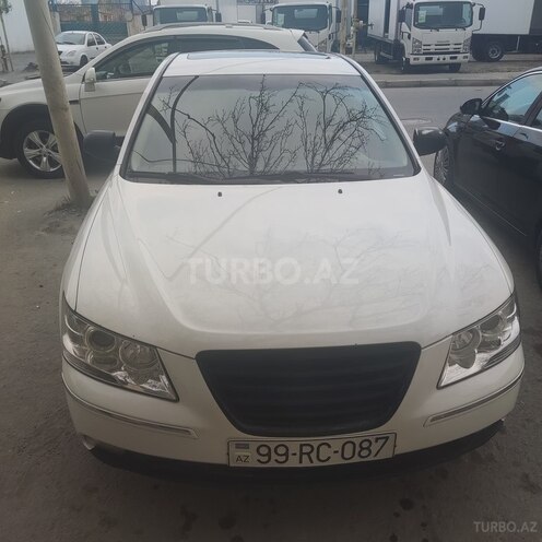 Hyundai Sonata-18