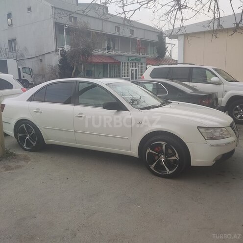 Hyundai Sonata-19