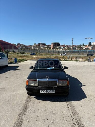 Mercedes 190-1