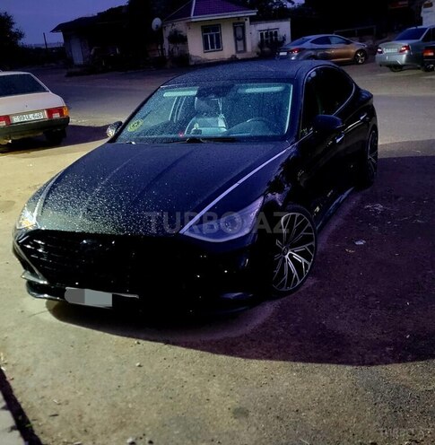 Hyundai Sonata-1