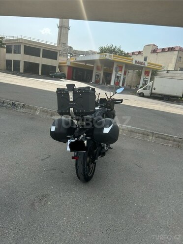 CFMOTO 700 MT-2