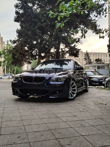 BMW 525 2004, 403,000 km - 2.5 l - Bakı