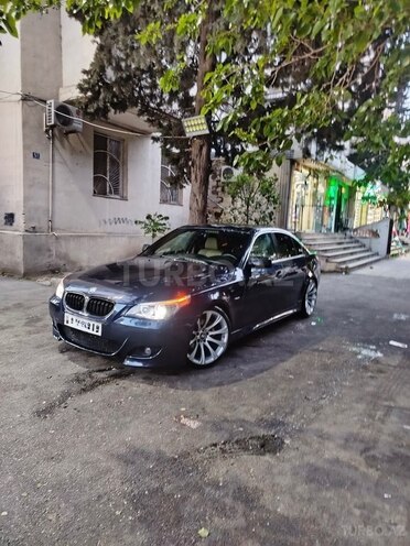 BMW 525 2004, 403,000 km - 2.5 l - Bakı