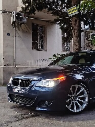 BMW 525 2004, 403,000 km - 2.5 l - Bakı
