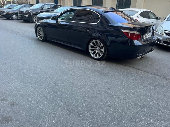 BMW 525 2004, 403,000 km - 2.5 l - Bakı