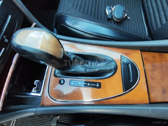 Mercedes E 200-16
