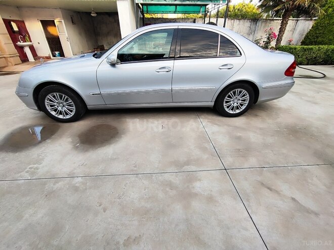Mercedes E 200-3