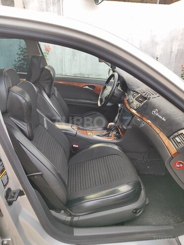 Mercedes E 200-8