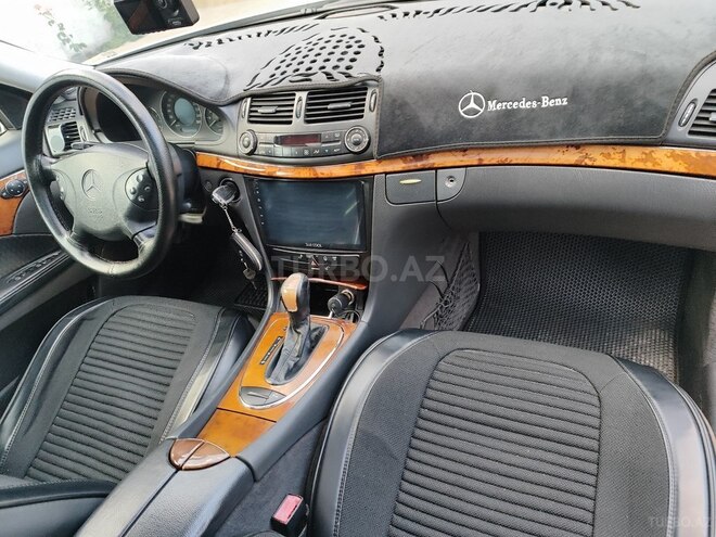 Mercedes E 200-7