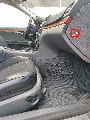 Mercedes E 200-9