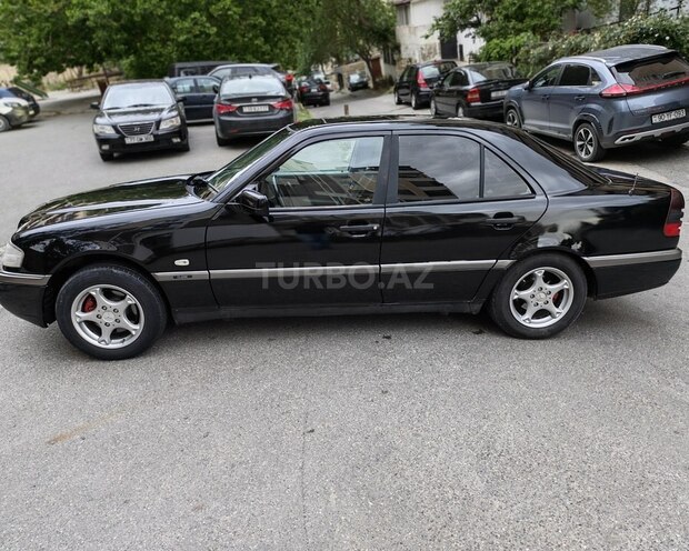 Mercedes C 230-4