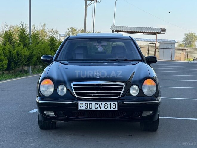 Mercedes E 320-8