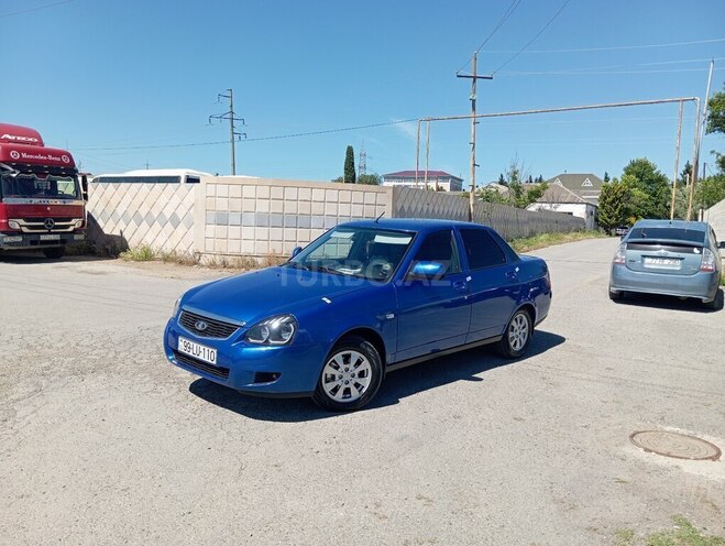 LADA (VAZ) Priora-1
