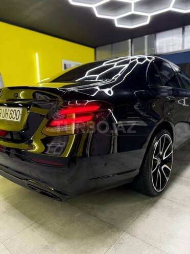 Mercedes E 300-6