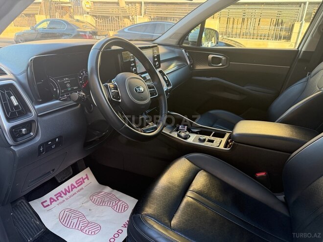 Kia Sorento-13