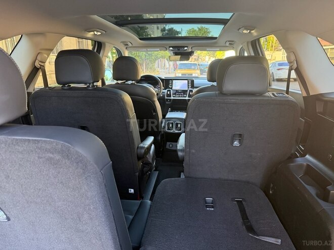 Kia Sorento-9