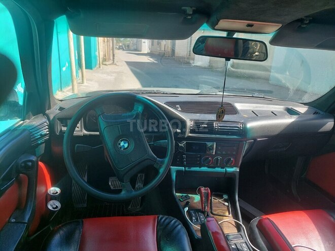 BMW 520-3