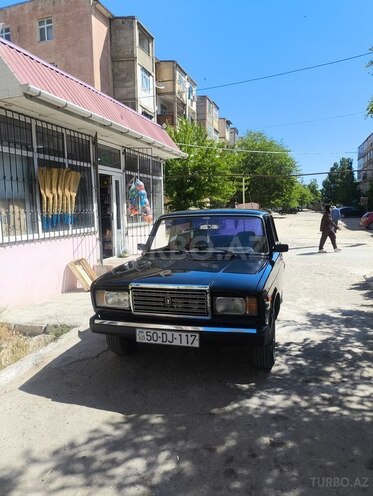 LADA (VAZ) 2107-1