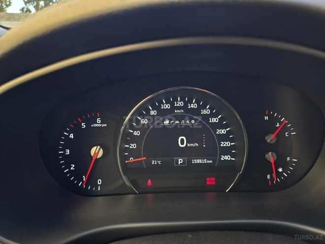 Kia Sorento-12